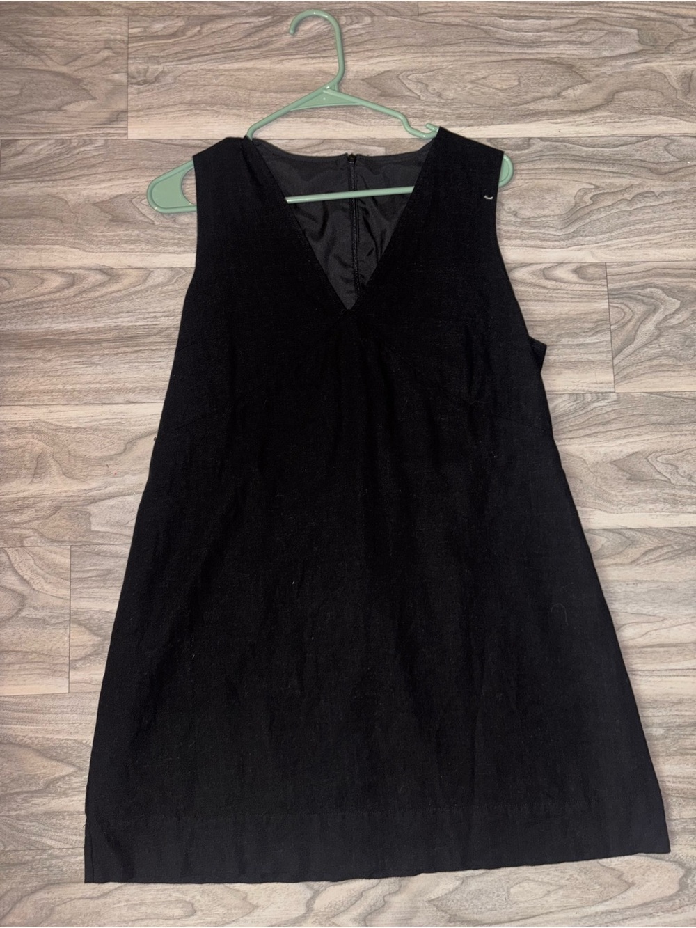 Classic Black V-Neck Sleeveless Dress
